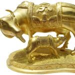 Brass Cow With Calf Gaye Bacdha in super fine finish 11*6*9.5 Inch