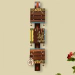 Brass, Wood and Colour Madhubani Handpainted Sheesham Wood Home Keychain Holder - Image 4